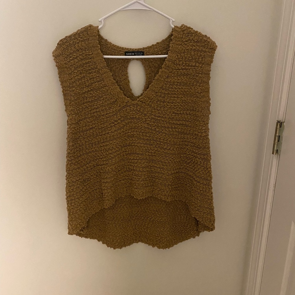 Sweater vest